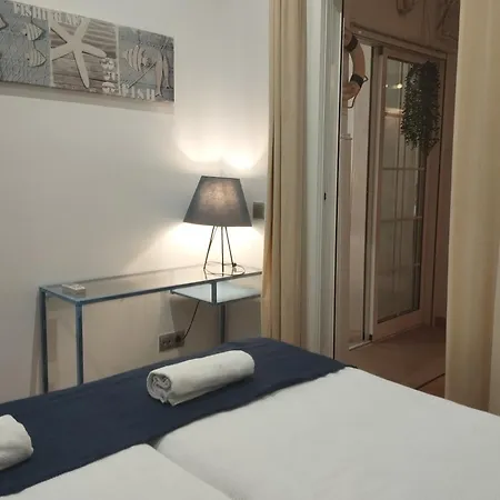 Port House, Paseo Maritimo,a Un Minuto Playa Apartamento *