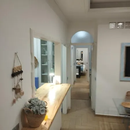 アパート Port House, Paseo Maritimo,a Un Minuto Playa フエンヒロラ