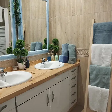 Port House, Paseo Maritimo,a Un Minuto Playa 푸엔히롤라